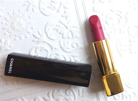 chanel rouge allure velvet 50 ici paris|Chanel Rouge Allure velvet vie.